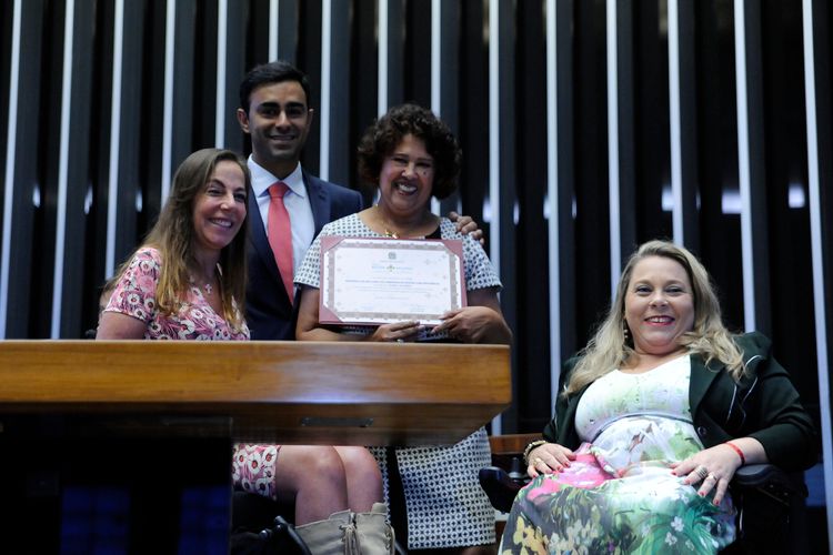Cerimônia de Entrega do Prêmio Brasil Mais Inclusão. Representante do agraciado Memorial da Inclusão: os Caminhos da Pessoa com Deficiência – São Paulo, SP