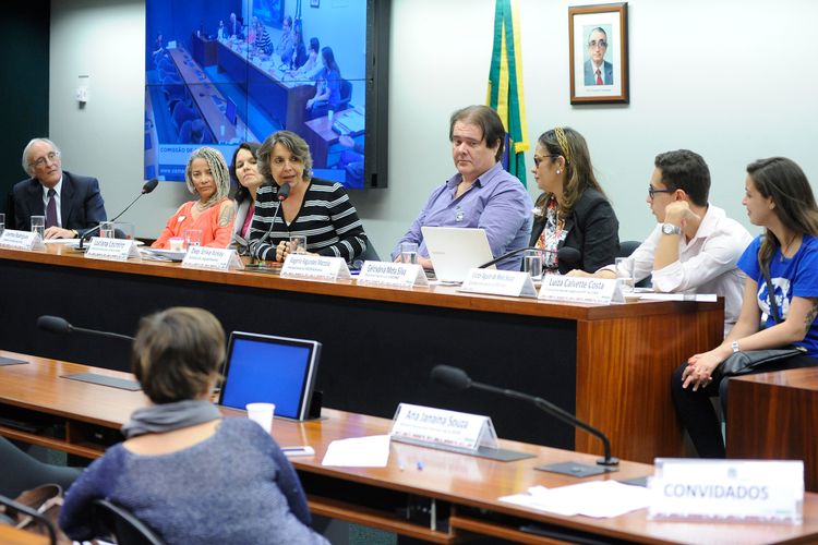 Audiência pública para discutir os aspectos culturais dos recentes ataques racistas e homofóbicos de grupo extremista contra estudantes da Universidade de Brasília (UnB)