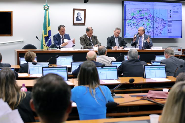 Audiência Pública para tomada de depoimento do professor universitário e ex-presidente da FUNAI, Mércio Pereira Gomes