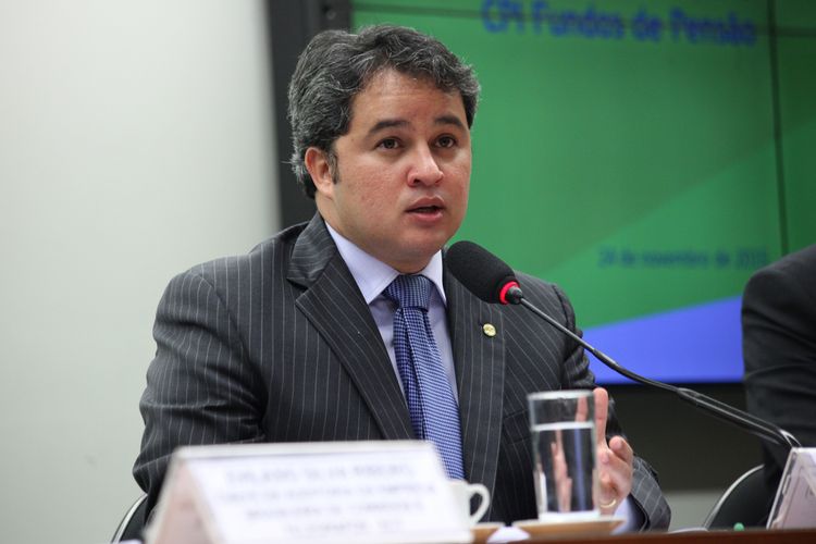 Audiência pública para tomada de depoimentos. Presidente da CPI, dep. Efraim Filho (DEM-PB)