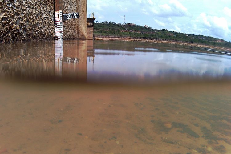 Meio Ambiente - água - crise hídrica escassez reservatório Descoberto DF seca chuvas