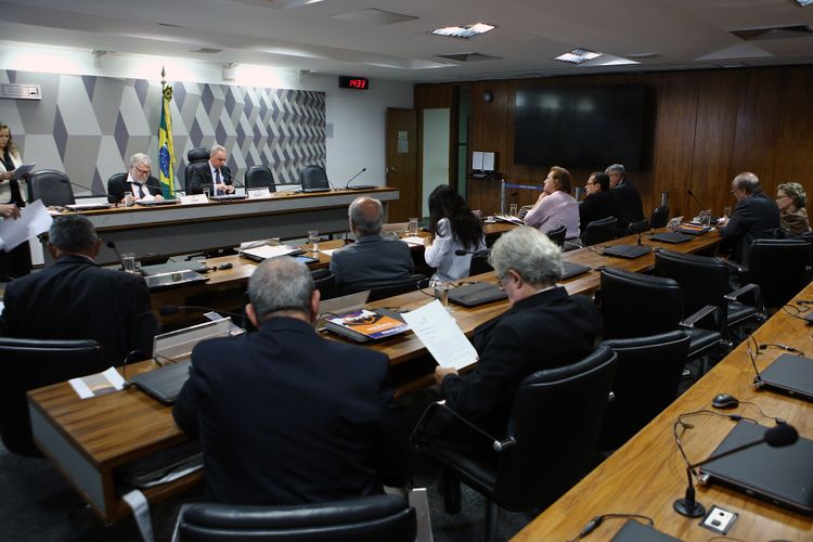 Reunião sobre o PL 4.451/2008, que “altera a Lei nº 4.117, de 27 de agosto de 1962, que ‘institui o Código Brasileiro de Telecomunicações’, para estabelecer normas de julgamento das licitações para outorga de concessões e permissões de serviços de radiodifusão