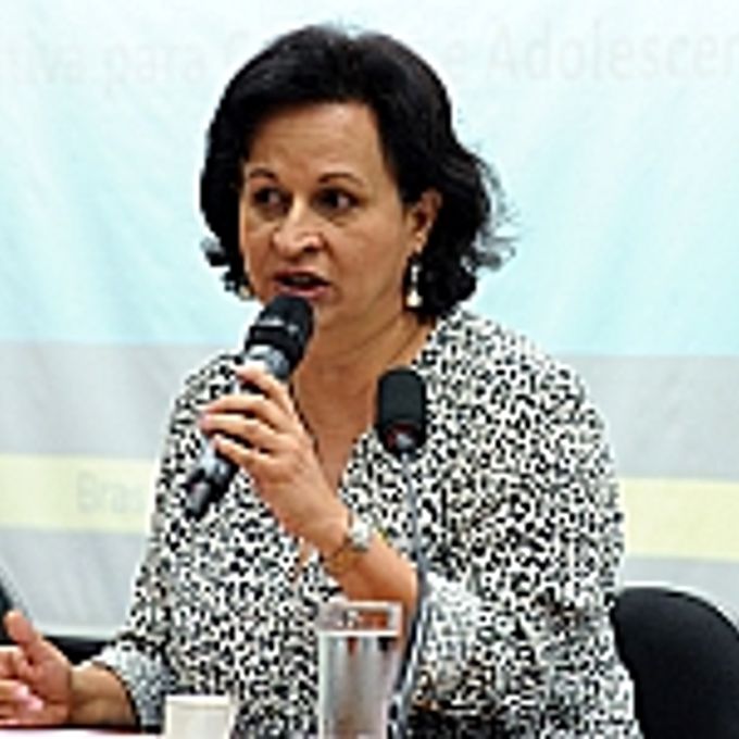Audiência pública para apresentação e debate da Agenda Propositiva para Crianças e Adolescentes 2013. Representante da Fundação ABRINQ, Heloisa Oliveira