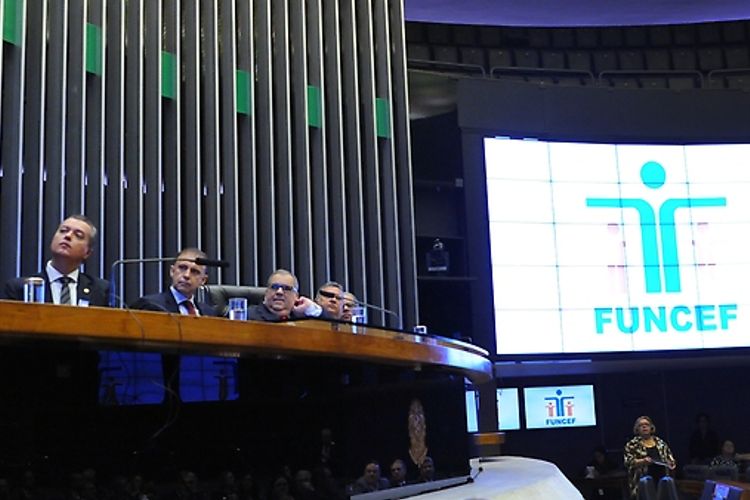 Sessão Solene em Homenagem aos Quarenta Anos da Fundação dos Economiários Federais - FUNCEF