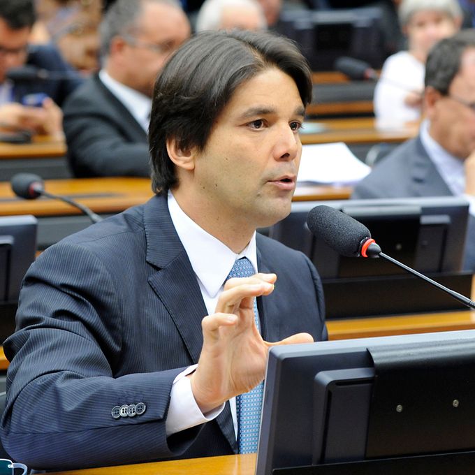 Reunião para discussão e votação do parecer. Dep. Felipe Maia (DEM-RN)