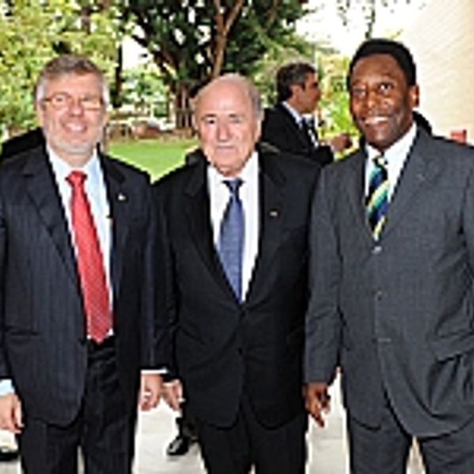 Presidente da Câmara, Marco Maia, Joseph Blatter, presidente da Fifa e Pelé