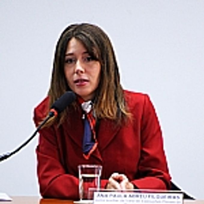 Ana Paula Abreu Filgueiras (juíza auxiliar da Vara de Execuções Penais do Rio de Janeiro) e dep. Hugo Leal (Autor do requerimento)
