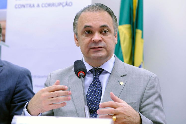 Audiência pública sobre o novo pacote de medidas anticorrupção apresentado pela Transparência Internacional Brasil. Dep. Roberto de Lucena (PODE - SP)