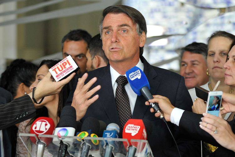 Dep. Jair Bolsonaro (PSC-RJ) concede entrevista