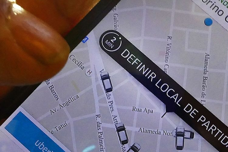Transporte - táxi - Uber aplicativo transporte