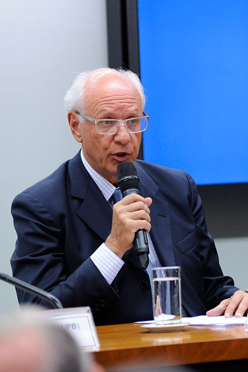 Audiência pública para ouvir o depoimento do ex-vice-presidente Comercial da Empresa ENGEVIX, Gerson De Mello Almada