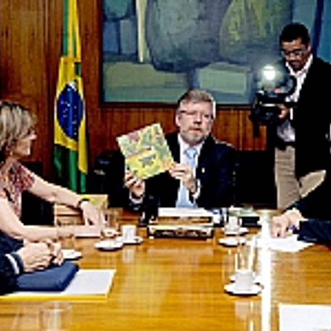 Presidente Marco Maia recebe a Sra. Helena Bociani Nader(Presidente da SBPC) com a presença do Dep. Ivan Valente(PSOL-SP) e convidados