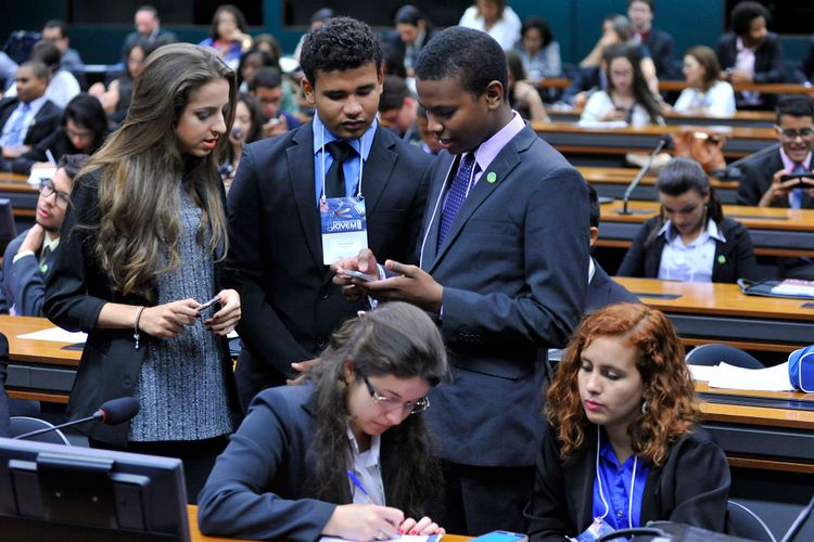 13° Edição do Parlamento Jovem Brasileiro 2016. Preparativos para atuação nas comissões