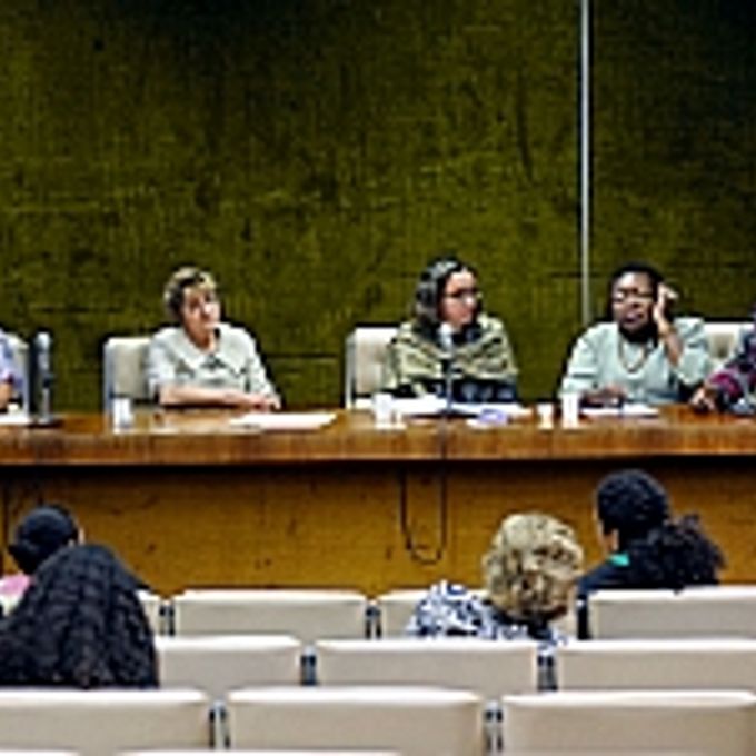 Debate sobre Proteção Social do Trabalho das Mulheres
