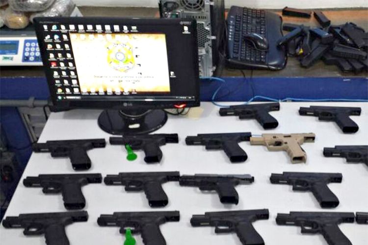 Segurança - armas - armamento apreensão porte ilegal violência tiros munição