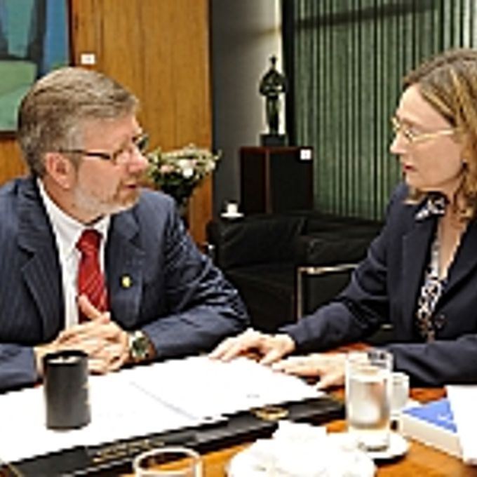 Presidente Marco Maia (PT-RS) recebe Ministra da Secretaria Especial de Direitos Humanos, Maria do Rosário