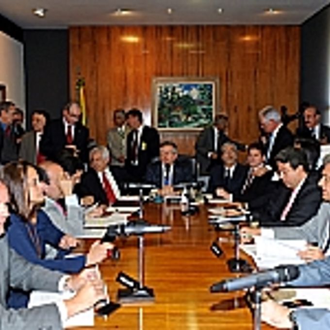 Presidente Marco Maia em reunião com lideres partidários