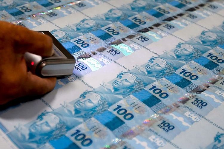 Economia - bancos - Banco Central - dinheiro - papel moeda notas de R$ 100