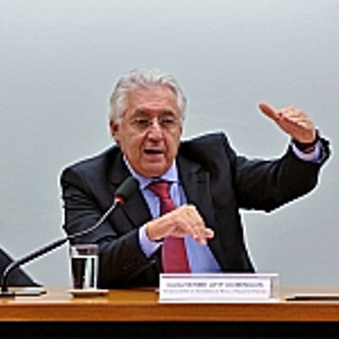 Audiência pública com a presença do (foto) ministro-chefe da Secretaria da Micro e Pequena Empresa, Guilherme Afif Domingos