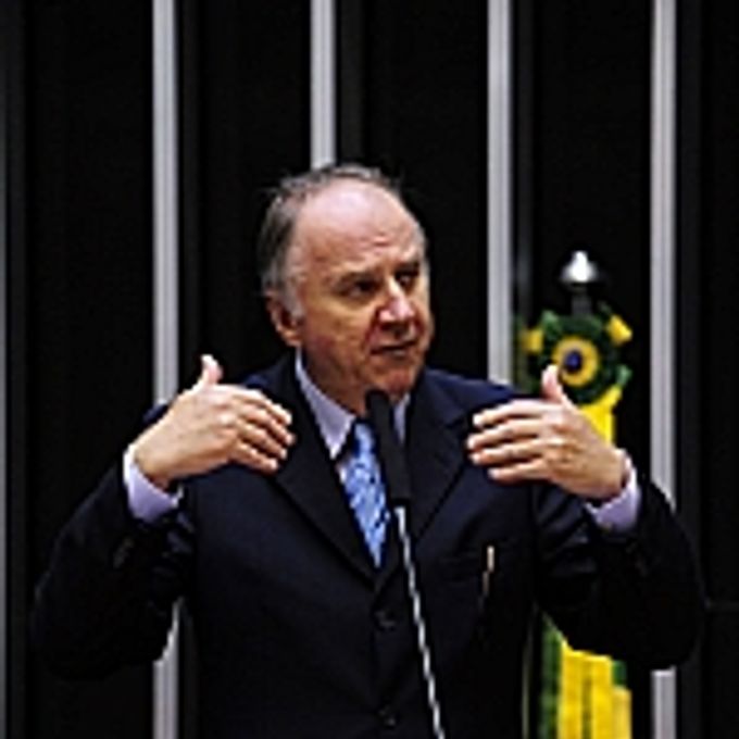 Tema: A situação financeira dos municípios brasileiros. Paulo Ziulkoski (presidente Confederação Nacional dos Municípios-CNM)