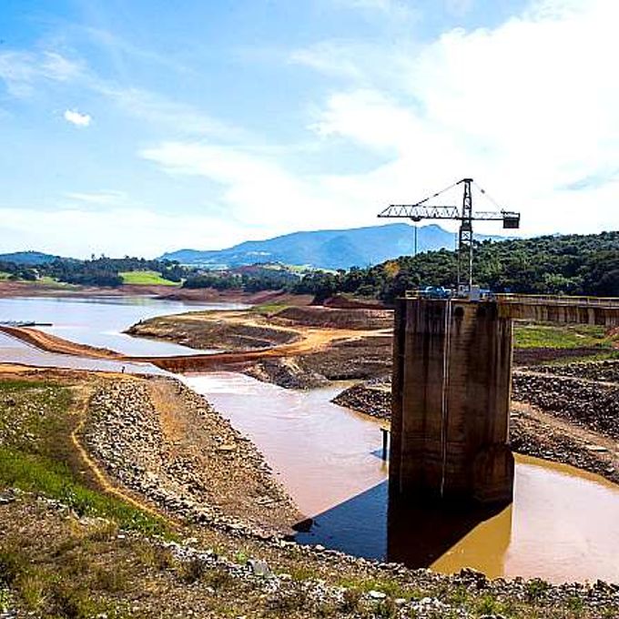 Meio Ambiente - Seca - seca volume morto sistema Cantareira represa racionamento