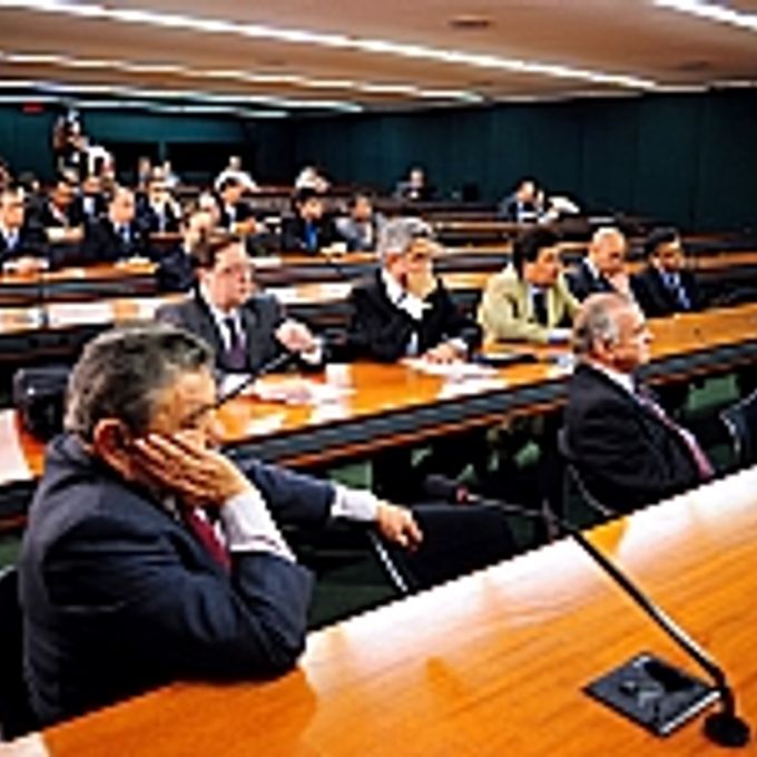 reunião da CCJ