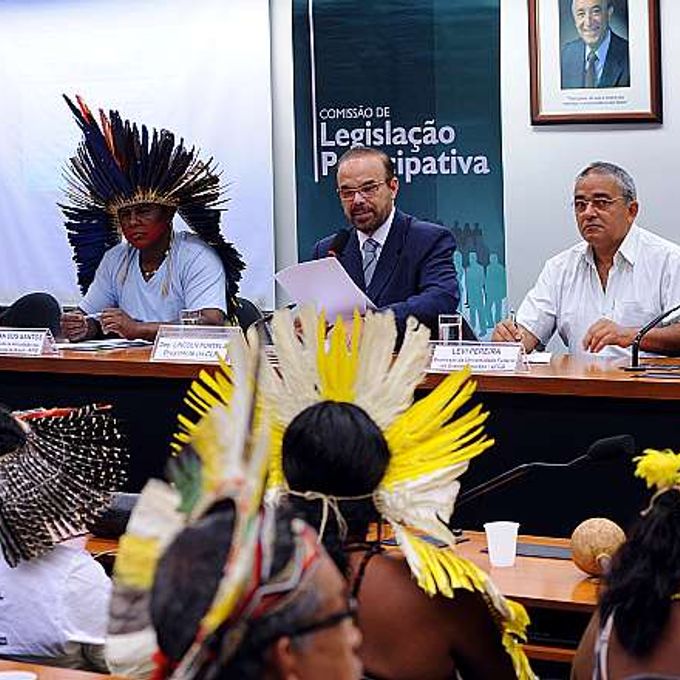 Comissão de Legislação Participativa (CLP) e Grupo de Trabalho destinado a debater a questão das terras indígenas realizam audiência pública sobre a suspensão da demarcação das terras indígenas no Paraná, motivada por laudo produzido pela Embrapa