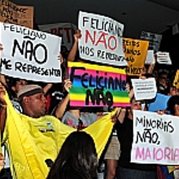 Manifestantes fazem protesto na Câmara contra a eleição do dep. Marco Feliciano para a presidência da Comissão de Direitos Humanos