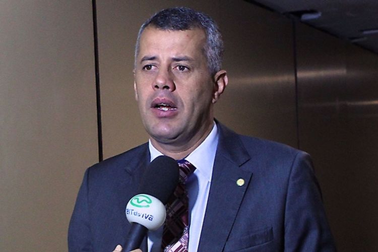 Dep. Evair Vieira de Melo (PV - ES) concede entrevista