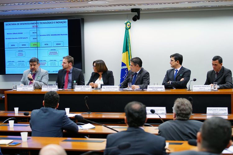 Audiência pública sobre a eletromobilidade no Brasil