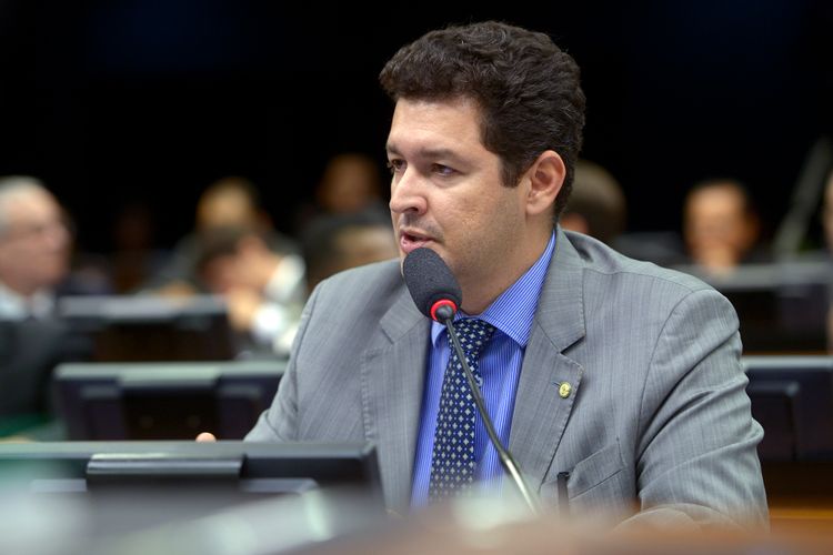 Reunião para discussão sobre desincompatibilização, pré-campanha, pesquisas eleitorais, antecipação de registro e deliberação de requerimentos. Dep. Betinho Gomes (PSDB-PE)