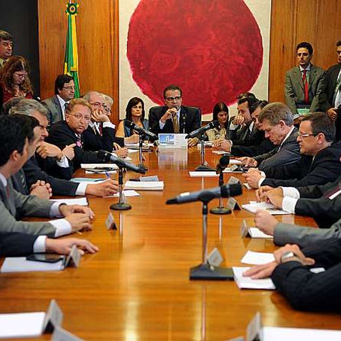 Presidente Henrique Eduardo Alves e líderes partidários definem pauta de votações