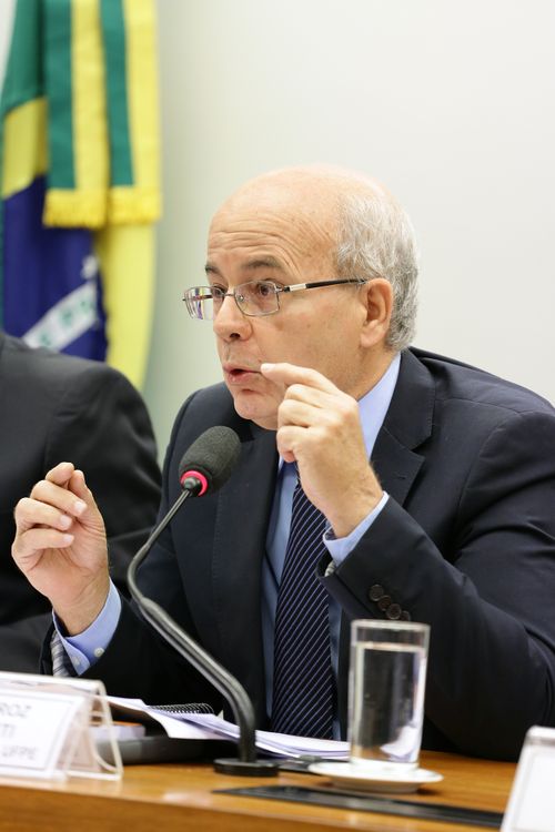Reunião Ordinária e Audiência Pública. Diretor da Faculdade de Direito da UFPE, Francisco de Queiroz Bezerra Cavalcanti