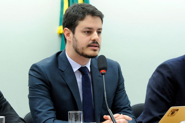 Audiência Pública. Diretor de Relações Governamentais do Facebook Serviços Online do Brasil, Bruno Magrani