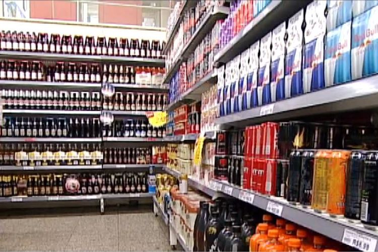 Alimentos - bebidas industrializadas supermercados varejo alcoólicas consumidor