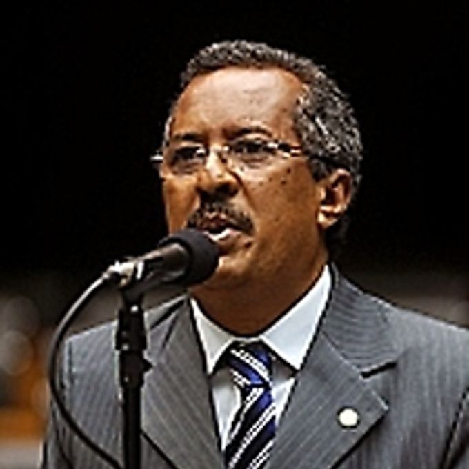 Dr. Jorge Silva