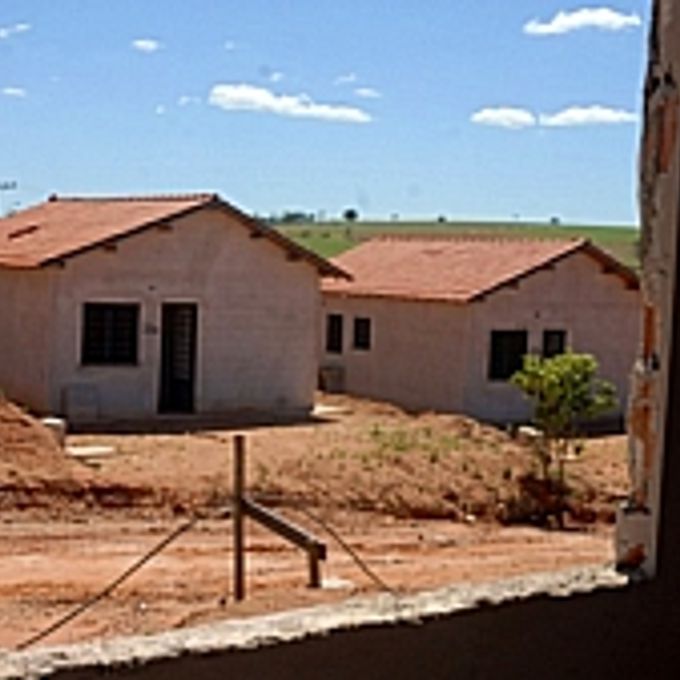 Habitação - Casas - Casa em construção