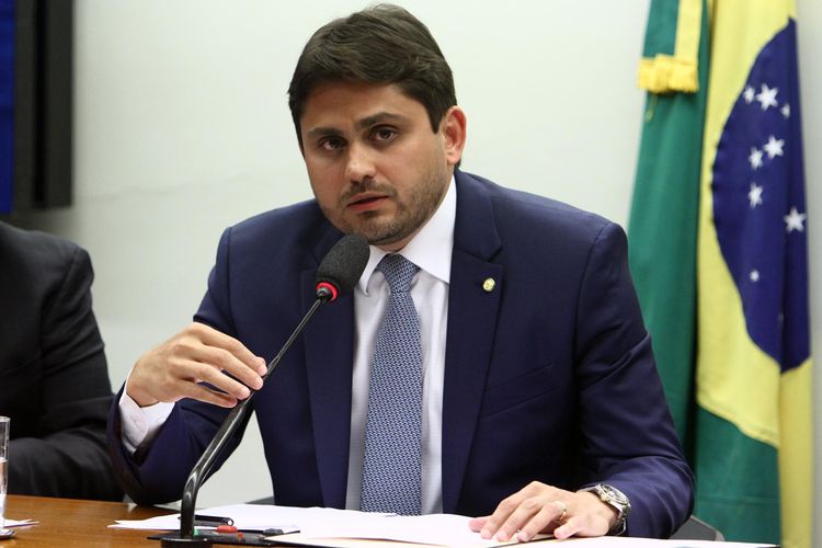 Instalação dos trabalhos e eleição dos Presidentes e Vice-Presidentes. Presidente eleito dep. Juscelino Filho (DEM - MA)