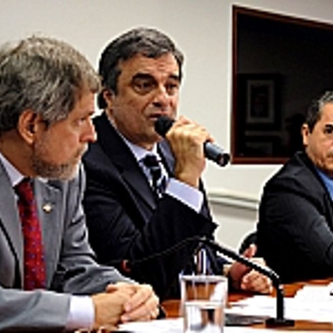 Márcio Meira (presidente da Funai), José Eduardo Cardozo (ministro da Justiça) e dep. Lira Maia (DEM-PA)