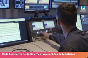 Capa - Rede Legislativa de Rádio e TV atinge milhões de brasileiros