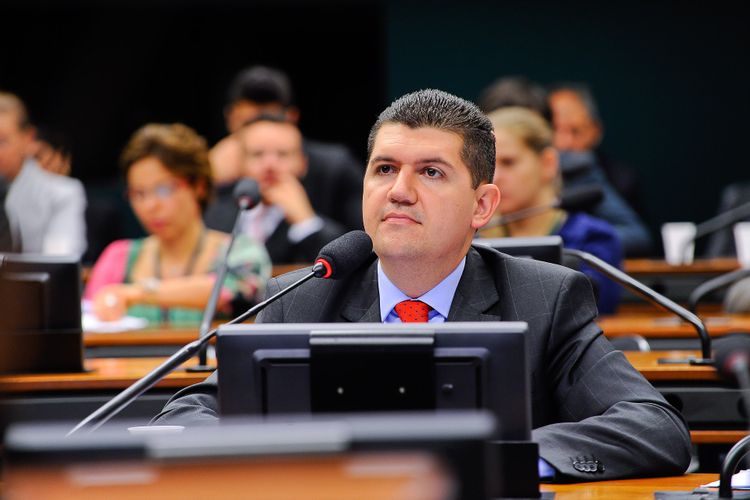 Deputados P - R/ Deputado Ronaldo Martins (PRB-CE) em reunião ordinária