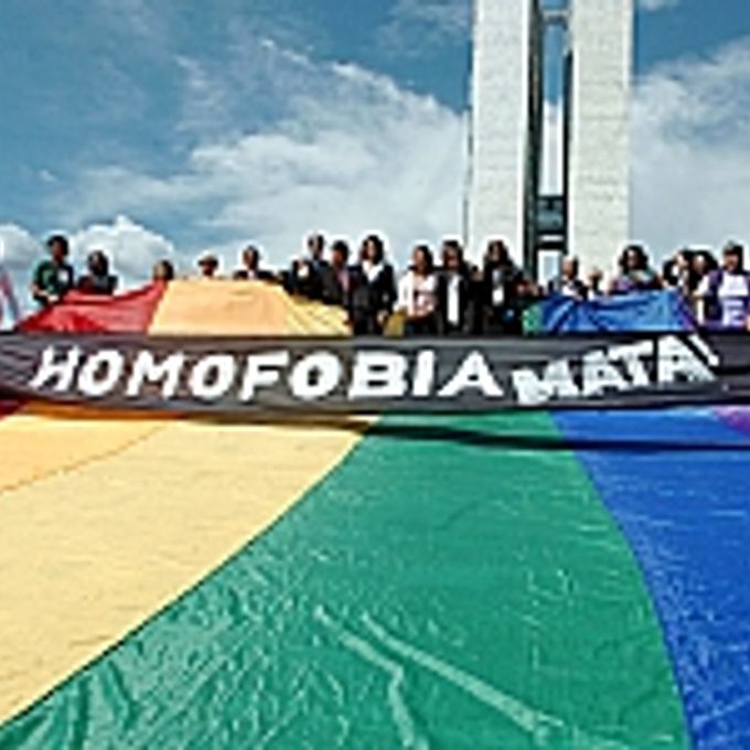 Direitos Humanos e Minorias - Homossexualismo - Homofobia