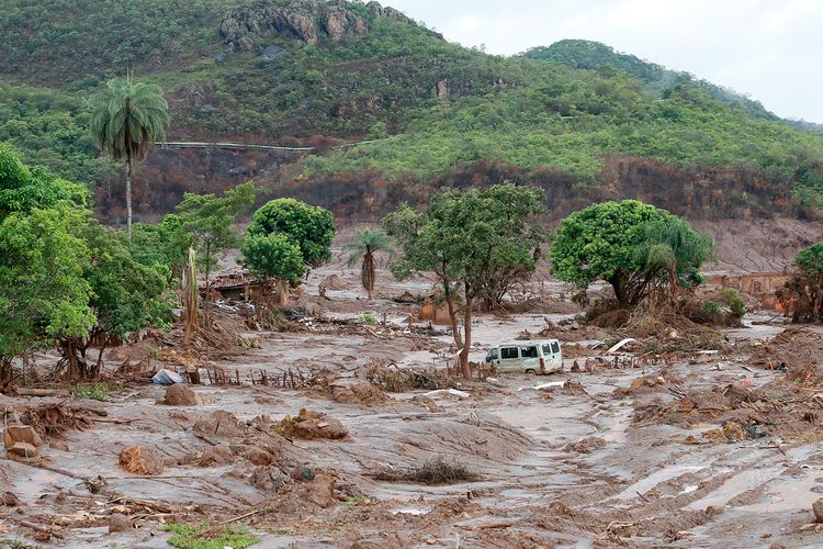 Bento Rodrigues, Município de Mariana, Minas Gerais, alguns dias após rompimento da barragem da Mineradora Samarco