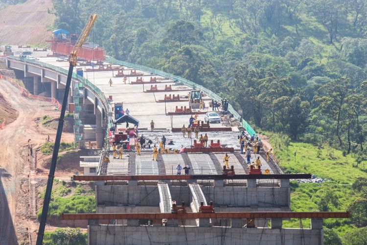 Transporte - estradas e ruas - obras do Rodoanel em São Paulo orçamento rodovia viaduto construção trabalhadores
