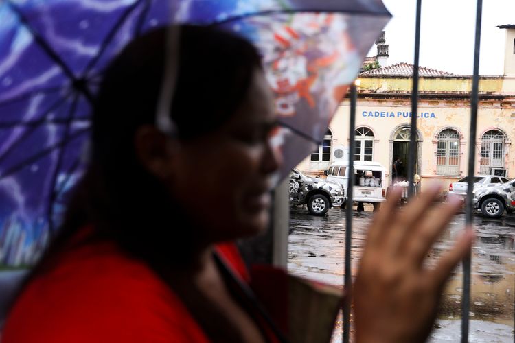 Segurança - presídio - cadeia pública Manaus prisão rebelião crise carcerária penitenciária familiares