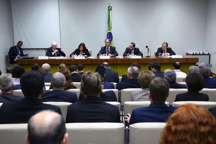 Audiência pública sobre a posição do Brasil na COP 8, bem como a situação atual da cadeia produtiva do tabaco