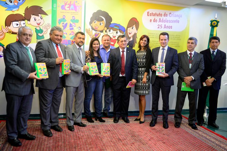 Lançamento da Edição Comemorativa dos 25 anos do Estatuto da Criança e do Adolescente