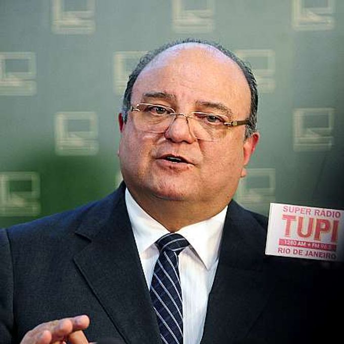 Dep. Cândido Vaccarezza (PT-SP), fala sobre denúcias envolvendo seu nome no escandalo da Petrobras