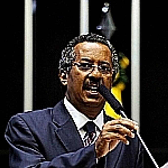 Dr. Jorge Silva