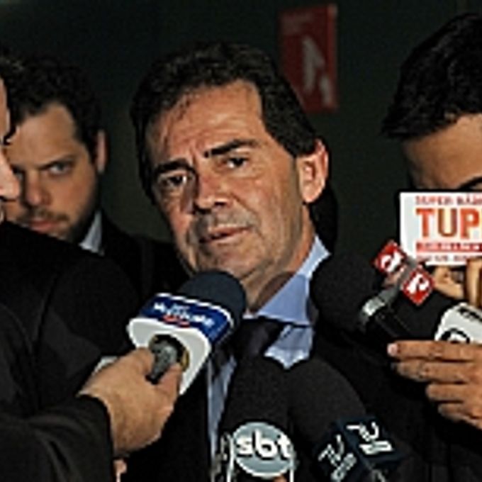 Dep. Paulo Paulo Pereira (PDT-SP), fala a imprensa após reunião de lideres da base aliada para discutir sobre MP dos Portos